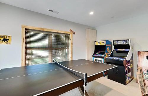 McHenry House | Sunset Bluff