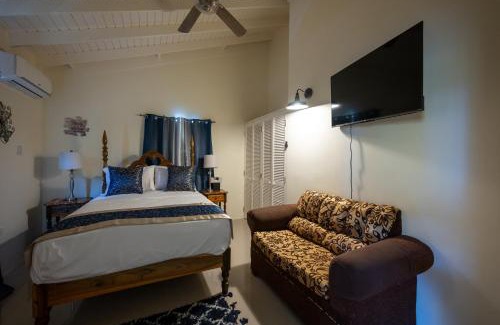 Falmouth Apartment | Sunset Brooke Retreat