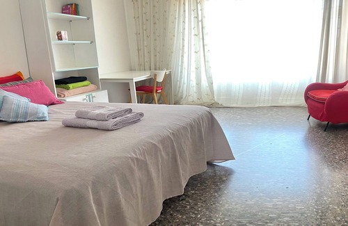 Pigneto Bed & Breakfast | SUNSET COLOSSEO BED & BREAKFAST