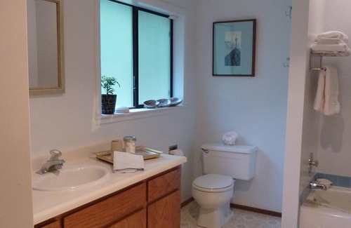 Santa Rosa House | Sunset House in Santa Rosa: Views, Architecture, Art and Antiques