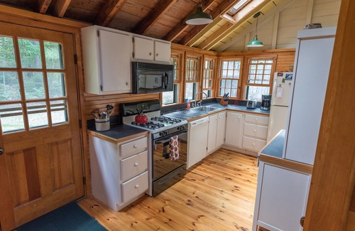Hanover Cottage | “Sunset Lodge” a Maine lakefront cottage with charming guest house