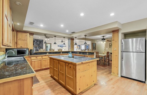 Graham House | Sunset Lodge at Possum Kingdom- with a Dock!