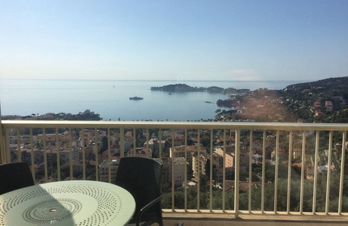 Villefranche-sur-Mer Apartment | Sunset paradise in Villefranche