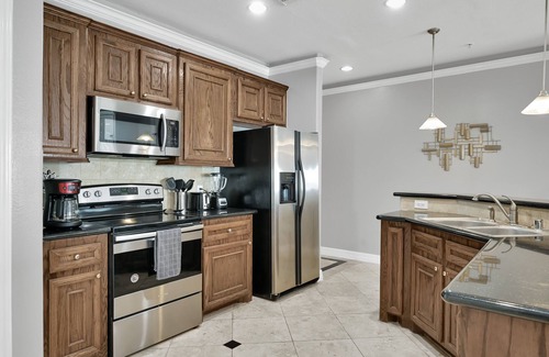 Seven Coves Condo | Sunset Paradise
