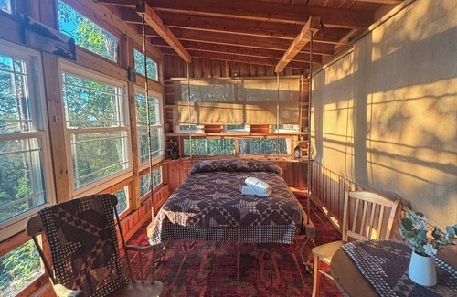 Piney Mountain Cabin | Sunset Pavilion: Rustic Luxury