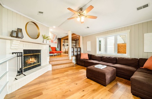 Big Lake Cabin | Sunset Retreat Lake Home - Pedal Boat, Canoe & Kayak Included