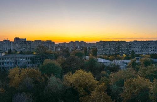 Sector 3 Apartment | Sunset Rooftop Apartment Near Baba Novac