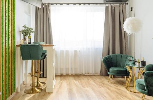 Sector 3 Apartment | Sunset Rooftop Apartment Near Baba Novac