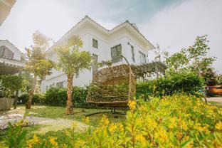 Duong To Resort | Sunset Sanato Resort & Villas