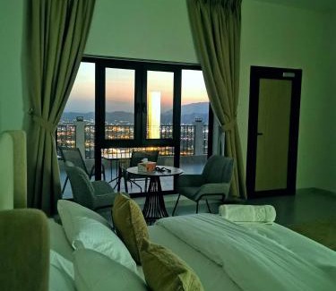 Al Hamra House | Sunset Sky