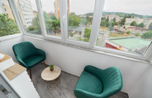 Ramnicu Valcea Apartment | Sunset Studio Valcea