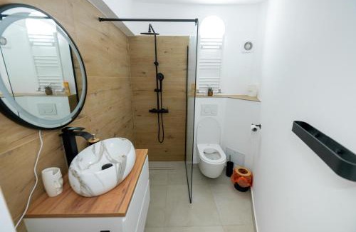 Ramnicu Valcea Apartment | Sunset Studio Valcea