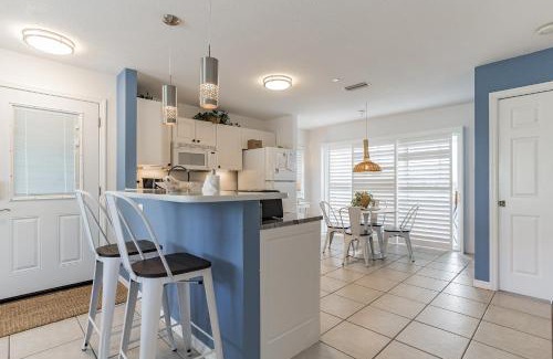 Englewood Apartment | Sunset Views Steps From The Beach Duplex