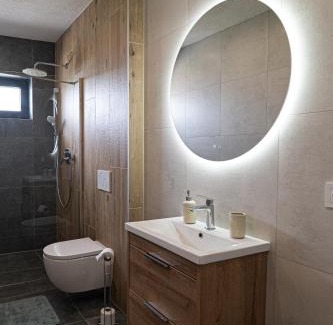 Liptovsky Trnovec Apartment | Sunset Villa Mara