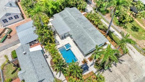 Bay Isle House | Sunset West - 3360