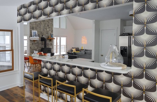 Springfield House | Sunsets & Hot Tub-Epic Lodge 35-min from Nashville