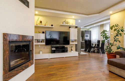 Balatonszemes House | Sunshine by Interhome
