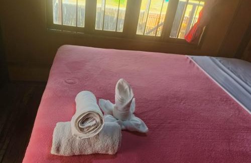 Kampot Hotel | Sunshine Hotel Kampot