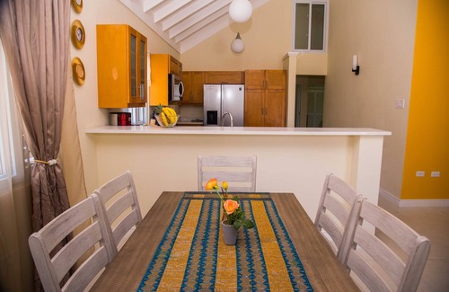 St. Ann's Bay Villa | Sunshine Paradise Villa