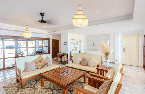 Port Dickson Bed & Breakfast | Suntai Villa, Beachfront Suites