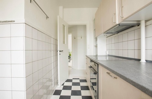 Frederiksberg C Apartment | Super 1-bed w/balcony in frederiksberg - 249
