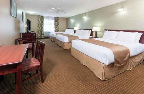 Fort Saskatchewan Hotel | Super 8 by Wyndham Fort Saskatchewan