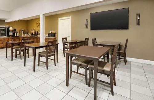 Abilene Hotel | Super 8 by Wyndham Abilene North