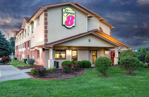 Abingdon Hotel | Super 8 by Wyndham Abingdon VA