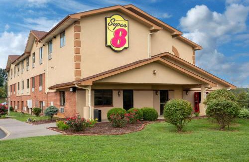 Abingdon Hotel | Super 8 by Wyndham Abingdon VA