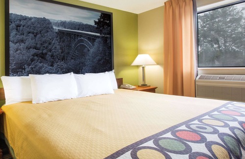 Sprague Hotel | Super 8 by Wyndham Beckley