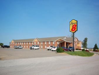 Bolivar Hotel | Super 8 by Wyndham Bolivar