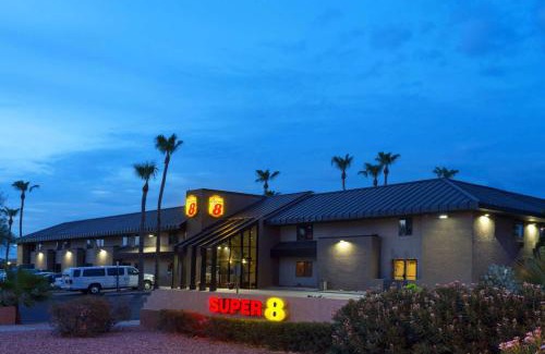 Chandler Hotel | Super 8 by Wyndham Chandler Phoenix