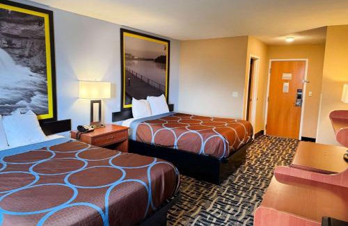 Cozad Hotel | Super 8 by Wyndham Cozad
