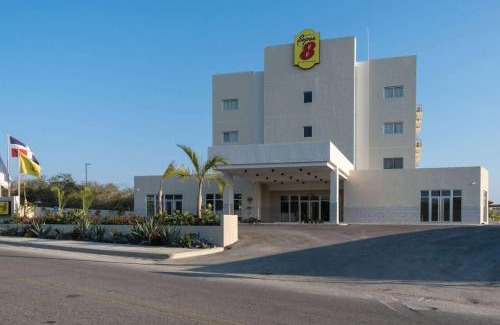 Pepillo Salcedo Hotel | Super 8 by Wyndham Manzanillo