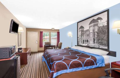 Gadsden Hotel | Super 8 by Wyndham Gadsden AL