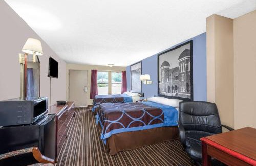 Gadsden Hotel | Super 8 by Wyndham Gadsden AL