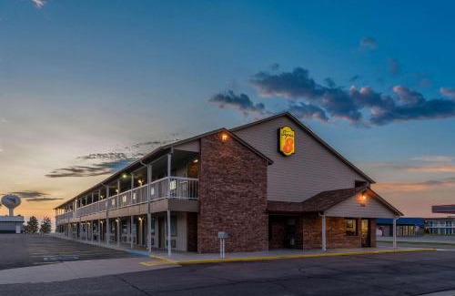 Goodland Hotel | Super 8 by Wyndham Goodland