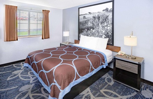 Johnstown Hotel | Super 8 by Wyndham Johnstown/Gloversville