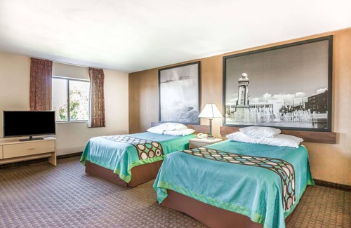 Liverpool Hotel | Super 8 by Wyndham Liverpool/Clay/Syracuse Area