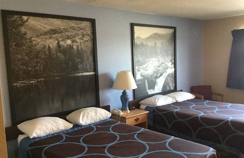 Scotchtown Hotel | Super 8 by Wyndham Middletown