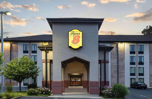 Mount Laurel Hotel | Super 8 by Wyndham Mount Laurel