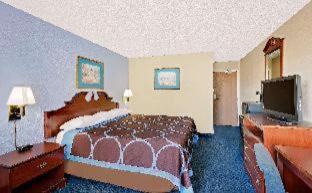 Newburgh Hotel | Super 8 by Wyndham Newburgh/West Point Stewart Intl Airport
