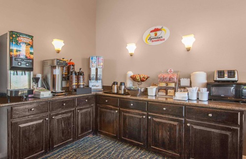 Central Oklahoma City Hotel | Super 8 by Wyndham Oklahoma City