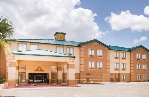 Port Arthur Hotel | Super 8 by Wyndham Port Arthur/Nederland Area