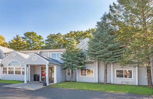 Schenectady Hotel | Super 8 by Wyndham Schenectady/Albany Area