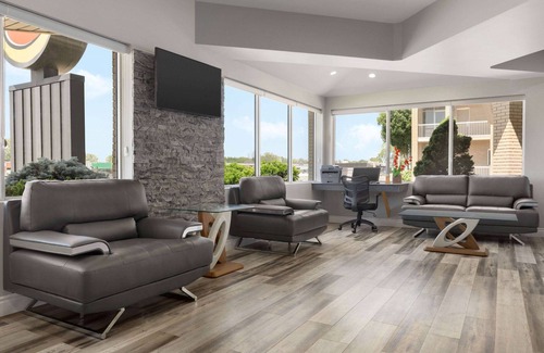 Windsor Hotel | Super 8 by Wyndham Windsor/Dougall