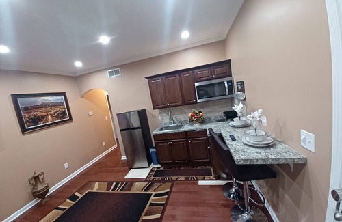 Austell House | Super Clean