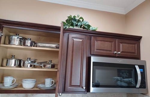 Austell House | Super Clean