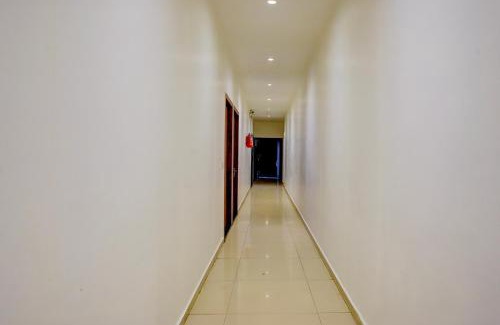 Sanpada Hotel | Super Collection O Sanpada Railway Junction