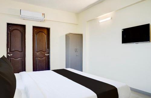 Phase 1 Hotel | Super Collection O Uptown Hinjewadi